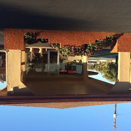 Shangri La Motel โอกาลา ภายนอก รูปภาพ